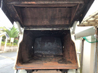 いすゞエルフパッカー車（塵芥車）小型（2t・3t）[写真13]