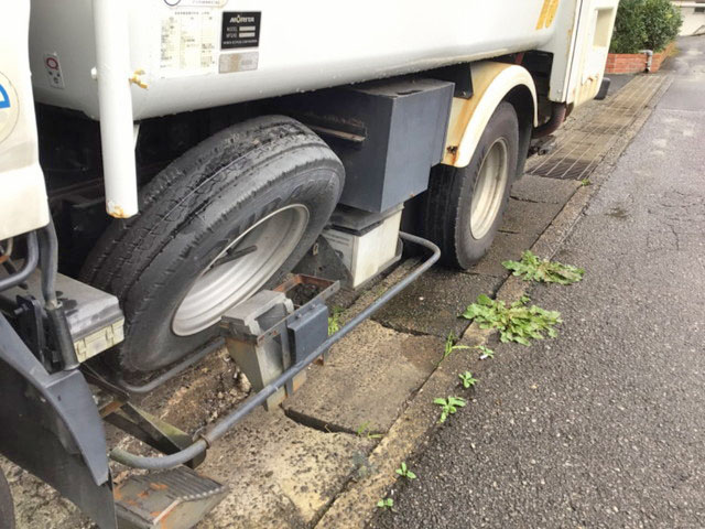 いすゞエルフパッカー車（塵芥車）小型（2t・3t）[写真24]