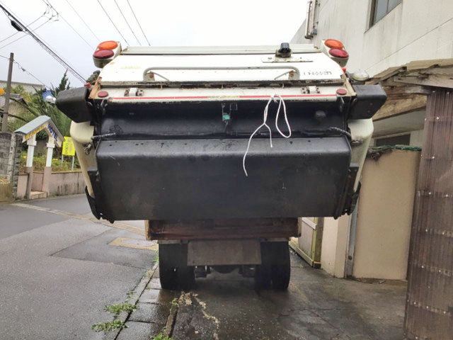 いすゞエルフパッカー車（塵芥車）小型（2t・3t）[写真08]