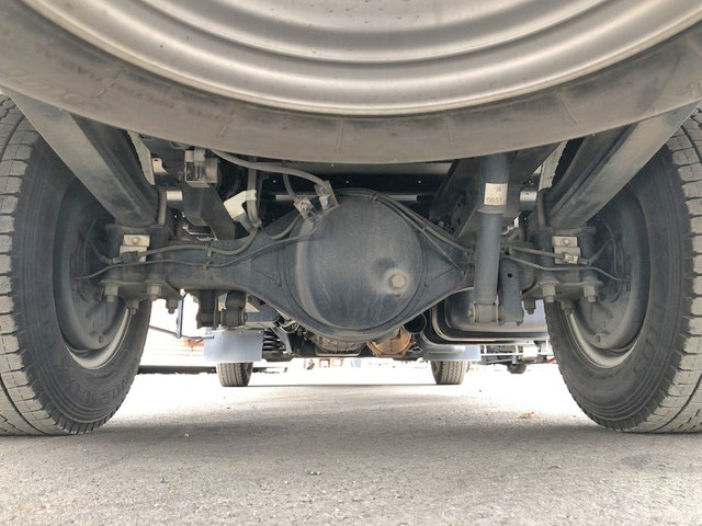 いすゞエルフアルミバン小型（2t・3t）[写真26]