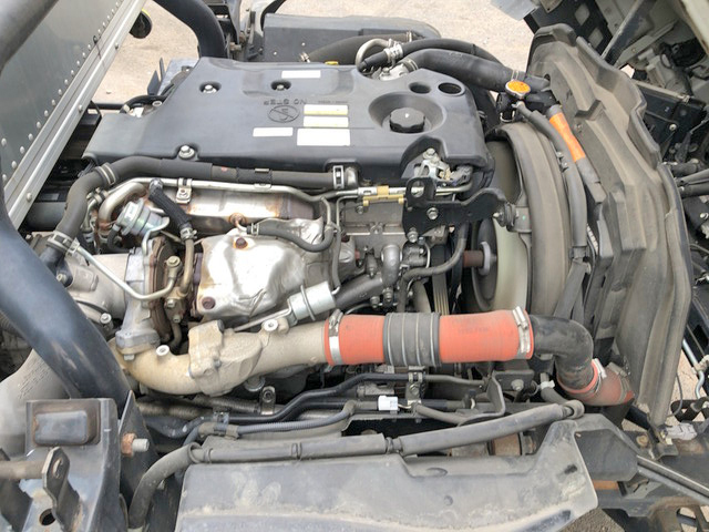 いすゞエルフアルミバン小型（2t・3t）[写真28]