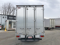 いすゞエルフアルミバン小型（2t・3t）[写真09]