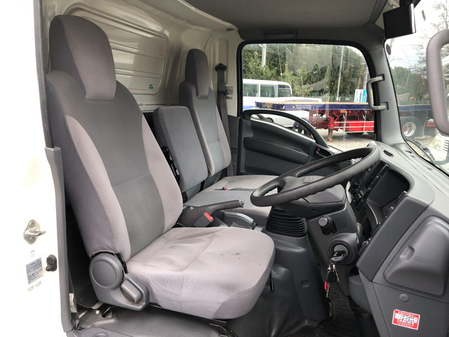 いすゞエルフアルミバン小型（2t・3t）[写真27]