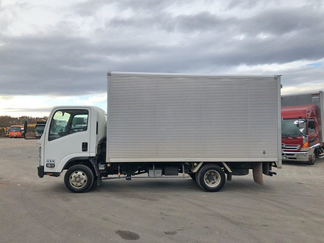 いすゞエルフアルミバン小型（2t・3t）[写真05]