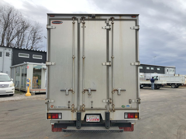 いすゞエルフアルミバン小型（2t・3t）[写真08]