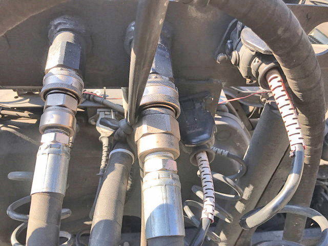 いすゞギガトレーラーヘッド（トラクターヘッド）大型（10t）[写真06]