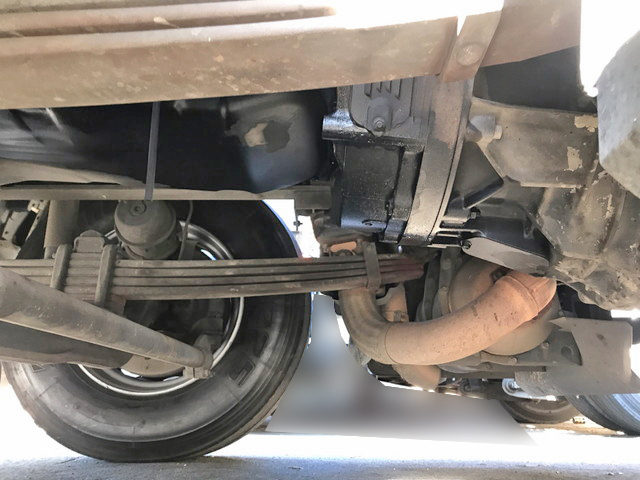 いすゞギガトレーラーヘッド（トラクターヘッド）大型（10t）[写真08]