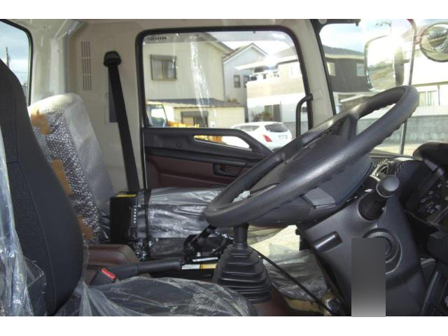 日野レンジャー散水車中型（4t）[写真05]