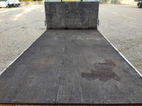 三菱ふそうキャンター平ボディ小型（2t・3t）[写真11]