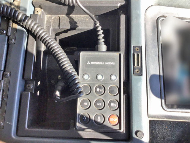 三菱ふそうスーパーグレートアルミウイング大型（10t）[写真22]