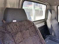 マツダボンゴ平ボディ小型（2t・3t）[写真14]