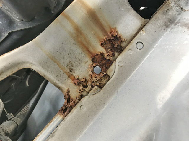 マツダボンゴ平ボディ小型（2t・3t）[写真19]