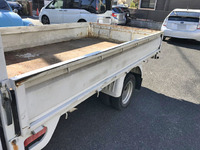 マツダボンゴ平ボディ小型（2t・3t）[写真04]