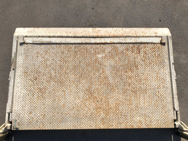 いすゞエルフ平ボディ小型（2t・3t）[写真18]