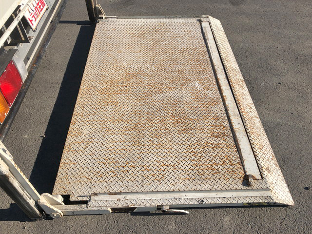 いすゞエルフ平ボディ小型（2t・3t）[写真19]