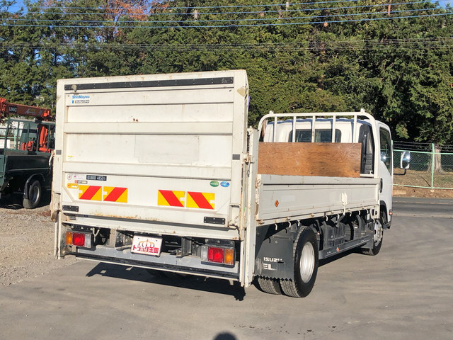 いすゞエルフ平ボディ小型（2t・3t）[写真02]