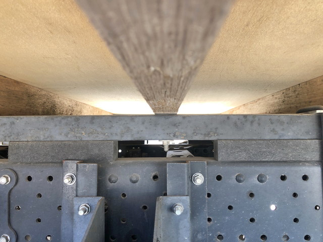 いすゞエルフ平ボディ小型（2t・3t）[写真26]