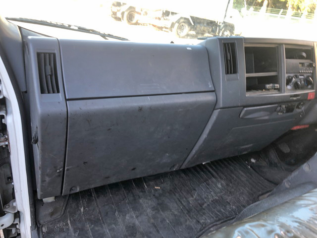 いすゞエルフ平ボディ小型（2t・3t）[写真35]