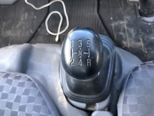 いすゞエルフアルミバン小型（2t・3t）[写真15]