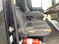 日野レンジャーセーフティクレーン3段中型（4t）[写真30]