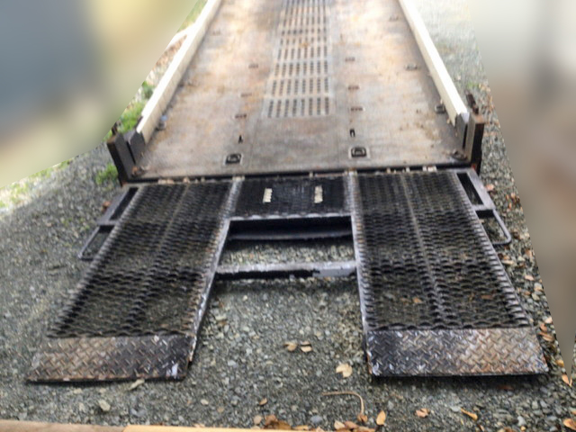 日野レンジャーセーフティクレーン3段中型（4t）[写真06]