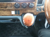 三菱ふそうキャンターアルミバン小型（2t・3t）[写真21]