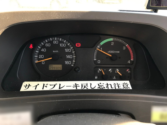 三菱ふそうローザマイクロバス[写真14]