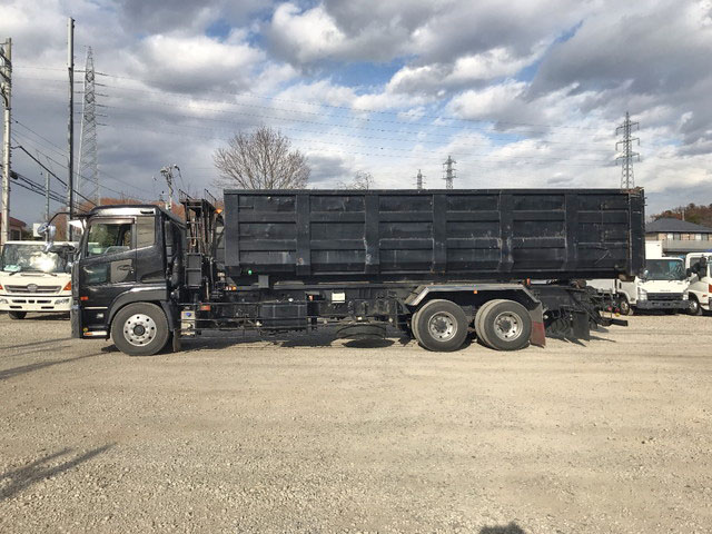 UDトラックスクオンコンテナ専用車大型（10t）[写真05]