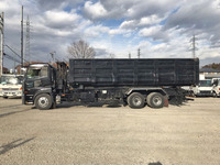 UDトラックスクオンコンテナ専用車大型（10t）[写真05]