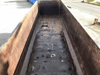 UDトラックスクオンコンテナ専用車大型（10t）[写真09]