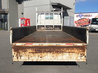 三菱ふそうキャンター平ボディ小型（2t・3t）[写真10]