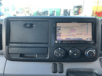 三菱ふそうキャンター平ボディ小型（2t・3t）[写真32]