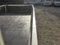 日野デュトロ平ボディ小型（2t・3t）[写真16]