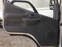 日野デュトロ平ボディ小型（2t・3t）[写真29]