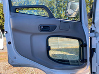 UDトラックスコンドルアルミウイング増トン（6t・8t）[写真28]