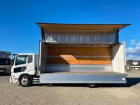 UDトラックスコンドルアルミウイング増トン（6t・8t）[写真06]