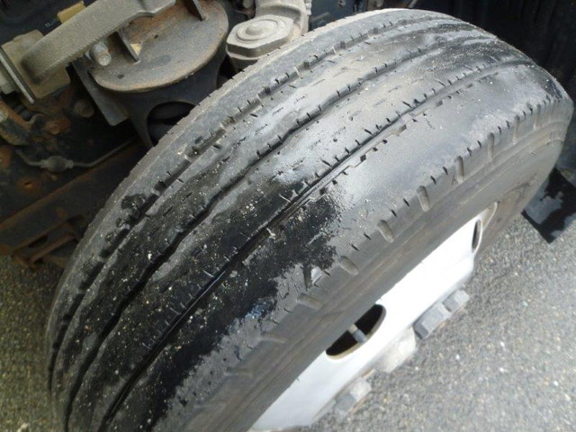 いすゞエルフアルミバン小型（2t・3t）[写真23]