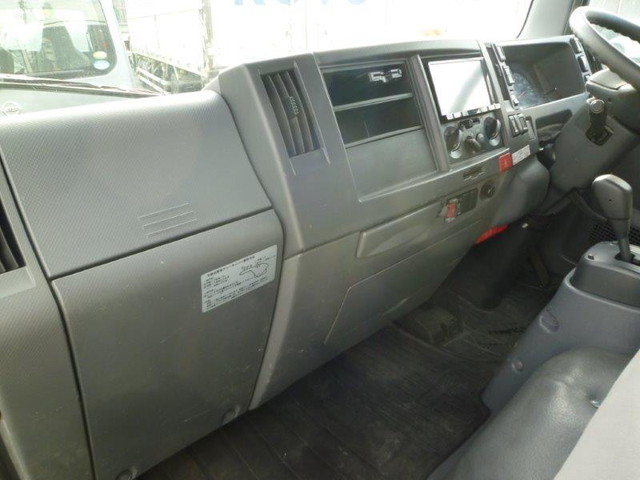 いすゞエルフアルミバン小型（2t・3t）[写真31]