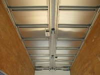 三菱ふそうキャンターアルミウイング小型（2t・3t）[写真13]