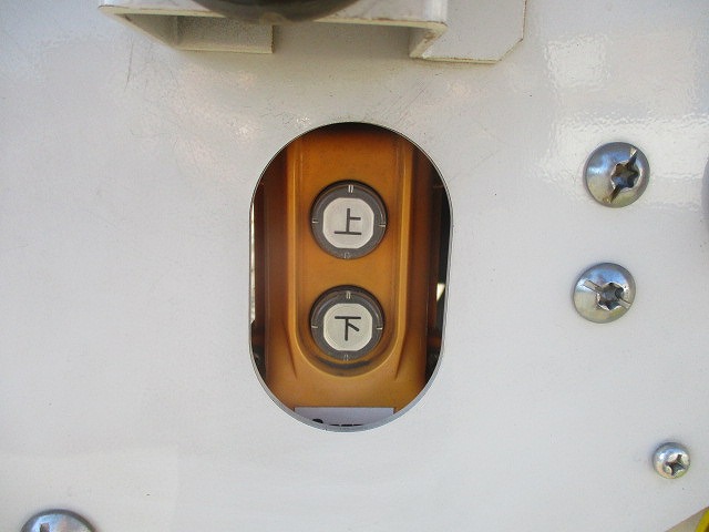 三菱ふそうキャンターアルミウイング小型（2t・3t）[写真15]