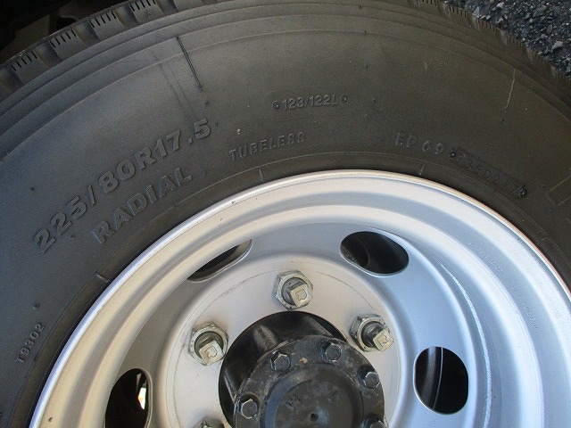 三菱ふそうキャンターアルミウイング小型（2t・3t）[写真21]