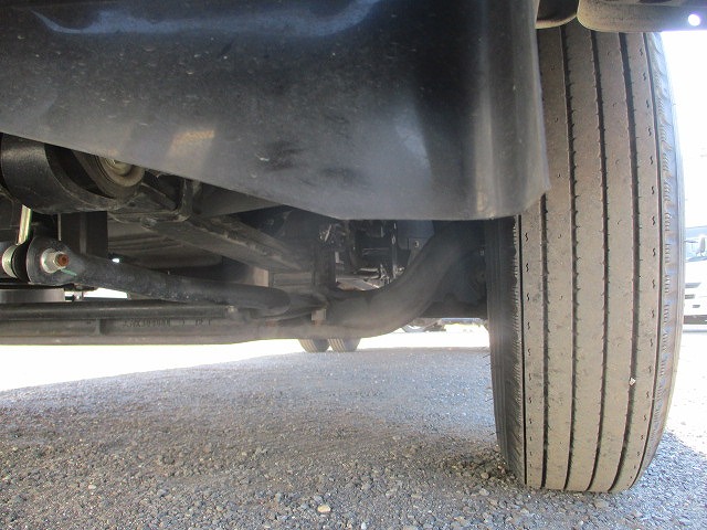 三菱ふそうキャンターアルミウイング小型（2t・3t）[写真24]