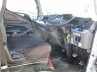 三菱ふそうキャンターアルミウイング小型（2t・3t）[写真28]