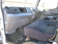 三菱ふそうキャンターアルミウイング小型（2t・3t）[写真30]