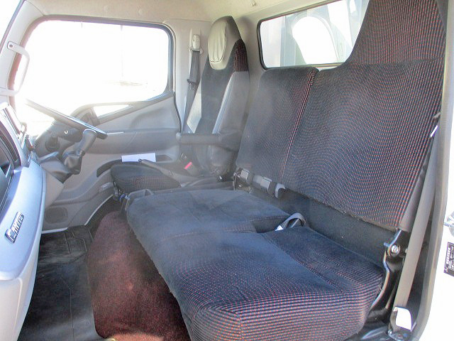 三菱ふそうキャンターアルミウイング小型（2t・3t）[写真31]