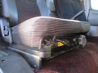 三菱ふそうキャンターアルミウイング小型（2t・3t）[写真32]