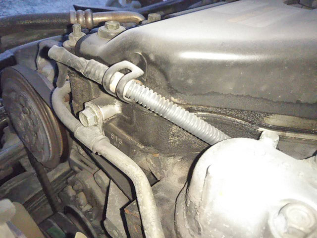 いすゞエルフ平ボディ小型（2t・3t）[写真15]