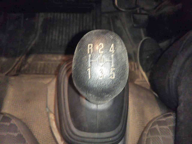 いすゞエルフ平ボディ小型（2t・3t）[写真22]