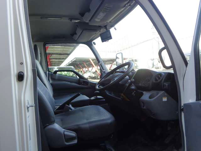 日野デュトロアルミウイング小型（2t・3t）[写真11]