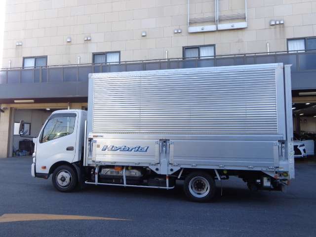 日野デュトロアルミウイング小型（2t・3t）[写真03]